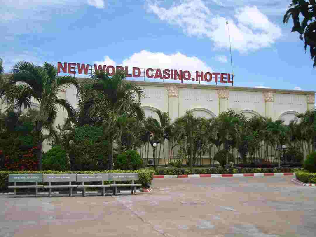 New World Casino Hotel - Khách sạn tích hợp sòng bạc hấp dẫn tại Campuchia