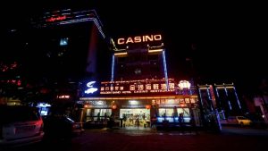 Golden Sand Hotel and Casino dang cap